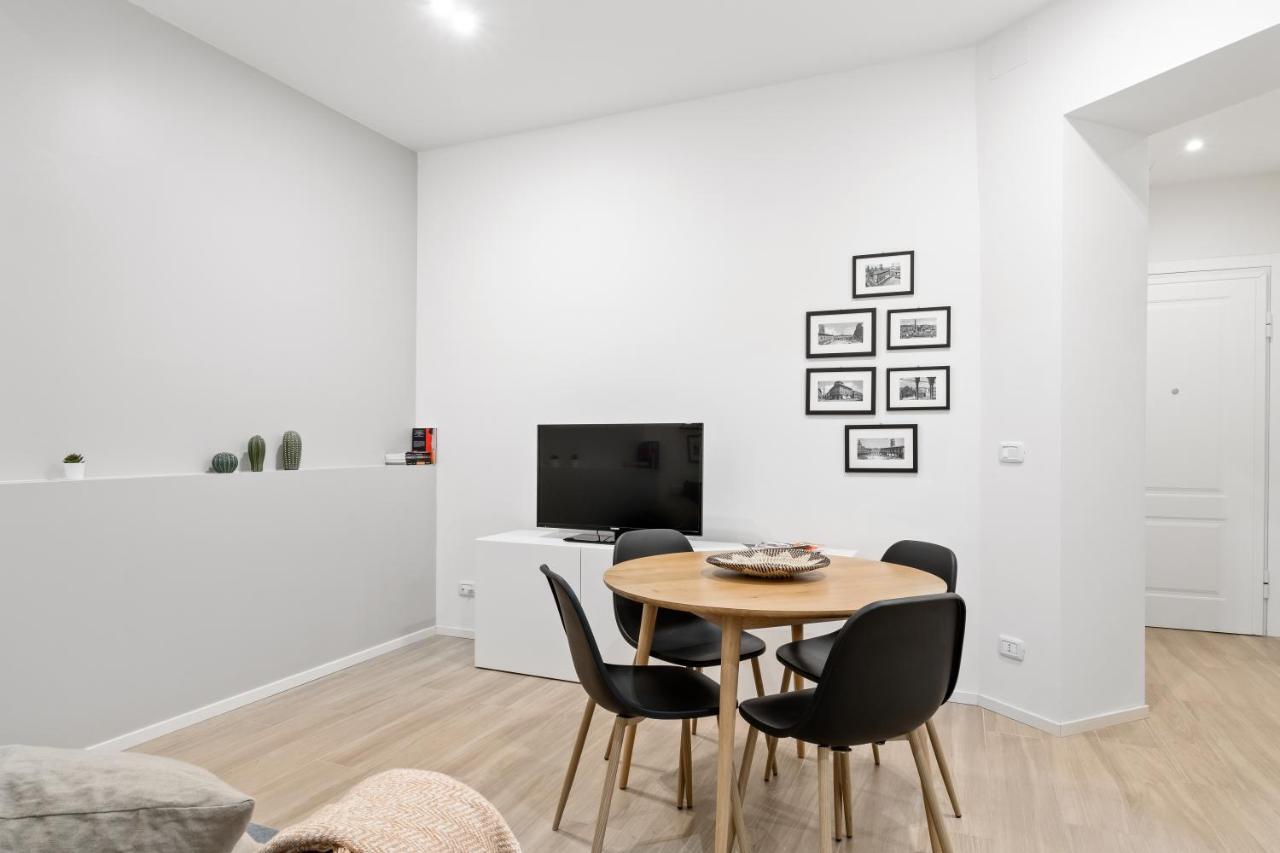 Piazza Maggiore White Apartment Болонья Экстерьер фото